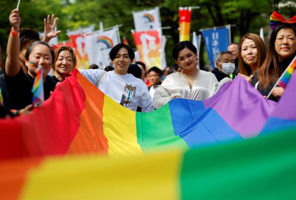 日本最高法院就跨性别女性卫生间限制举行听证会