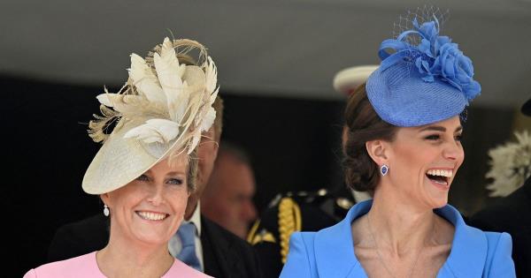 凯特·米德尔顿和索菲·威塞克斯“排队等待最高王室荣誉”