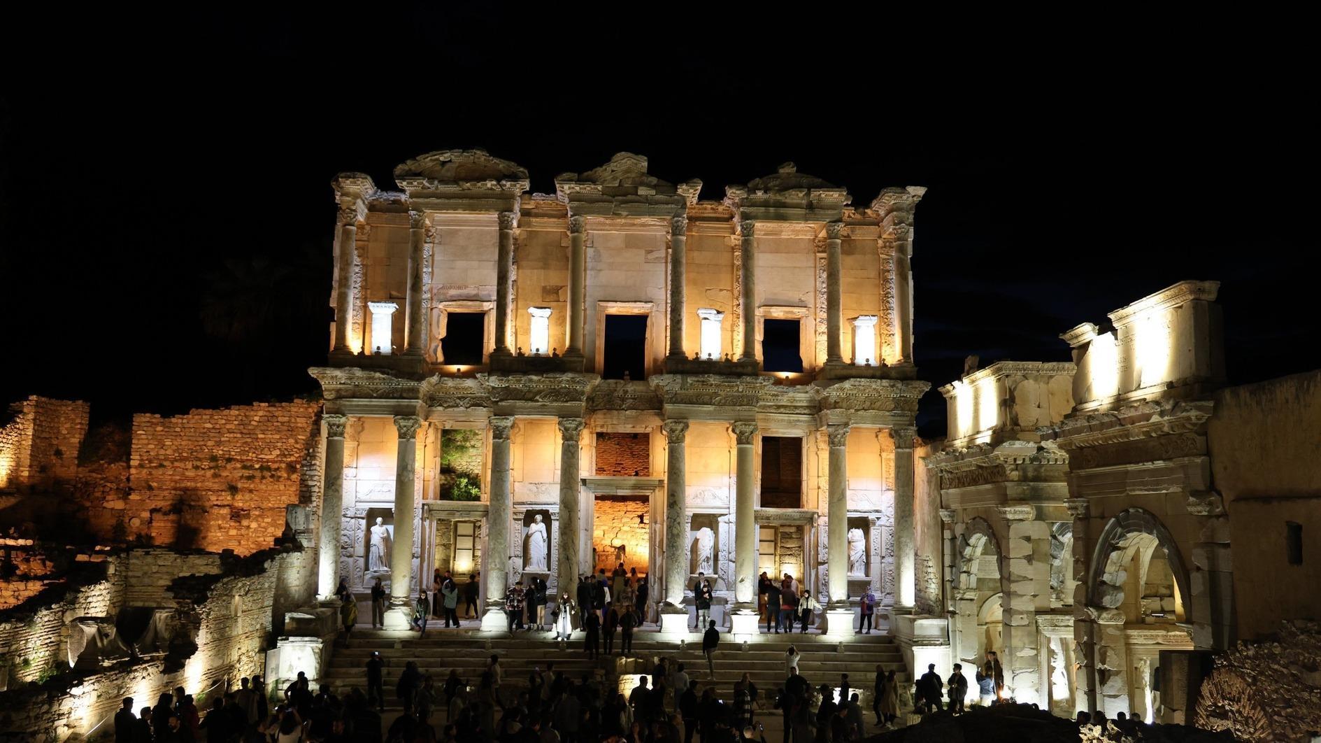 博物馆和考古遗址在6个月内接待了近1400万游客