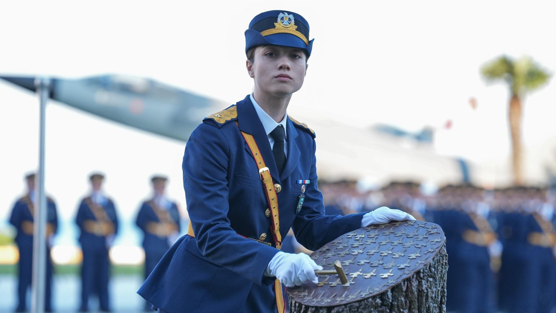 女学生军旅院校毕业生排名第一