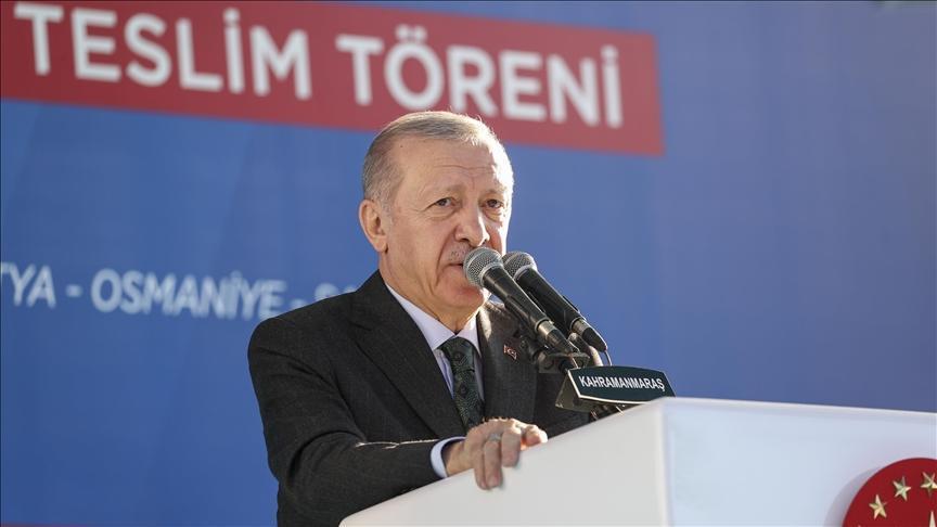 Erdoğan誓言结束国内外恐怖主义